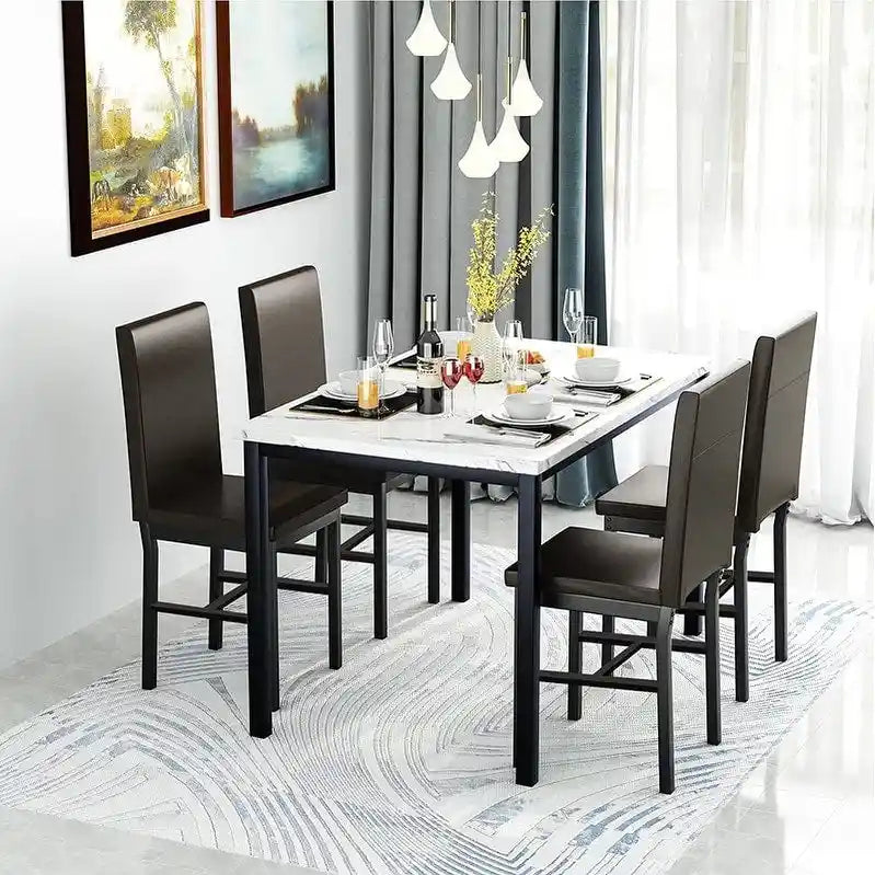 Set da pranzo di 5 pezzi con tavolo effetto marmo e 4 sedie imbottite in pelle PU