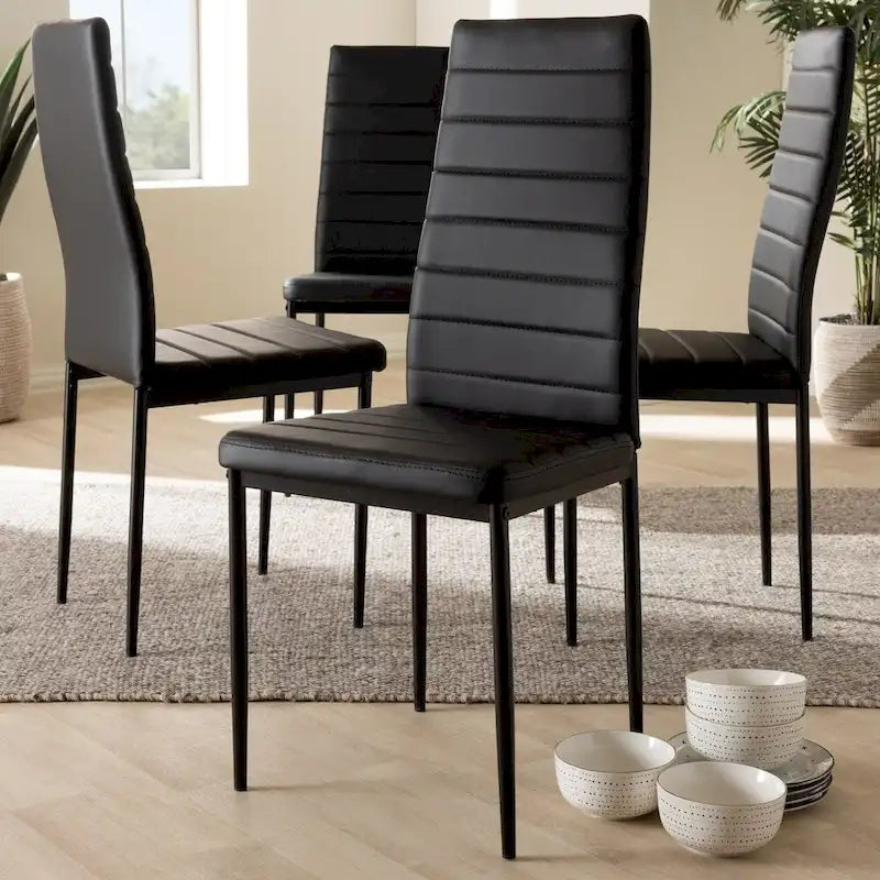 Set di 4 sedie da pranzo moderne in similpelle