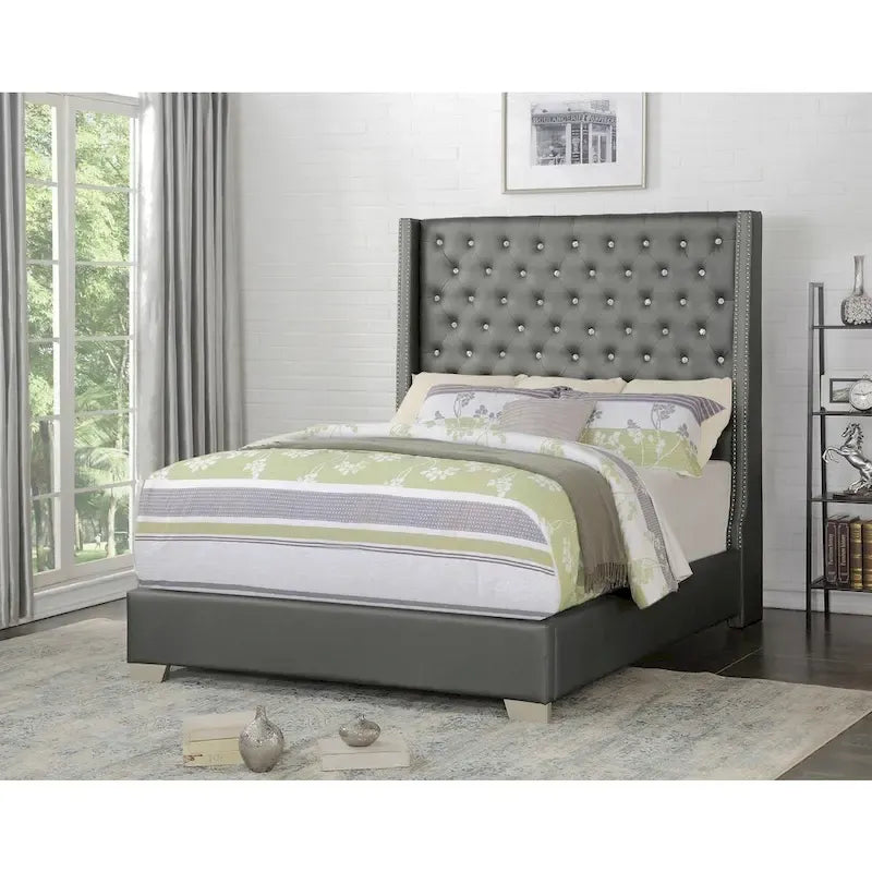Letto imbottito Newell in similpelle grigia con bottoni